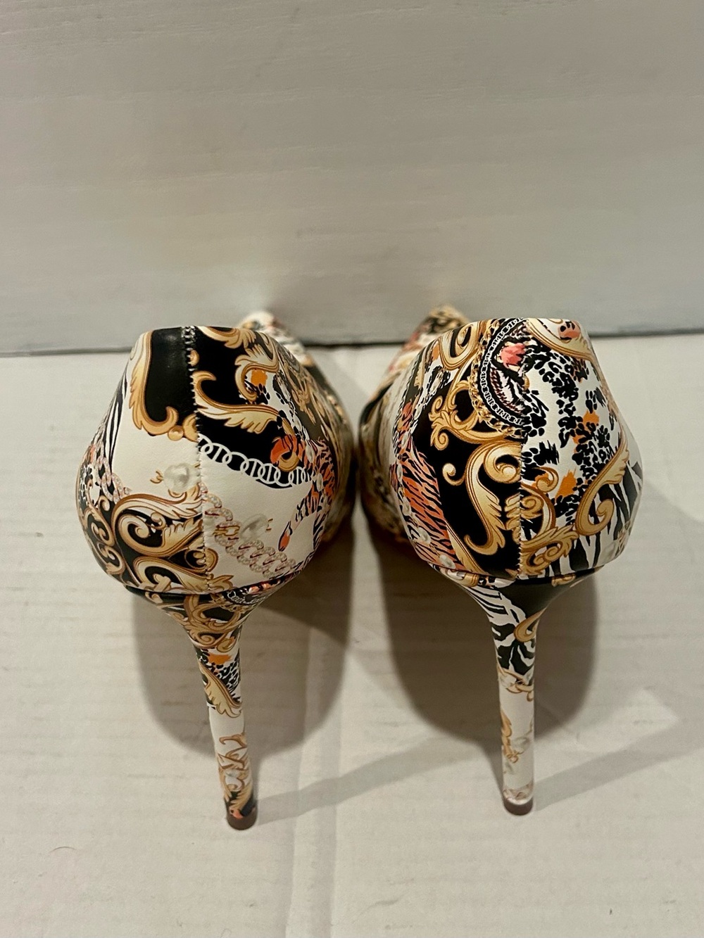 Anne Michelle Black & Gold Baroque Print Pointed-Toe Stiletto Heels - Picture 4 of 5